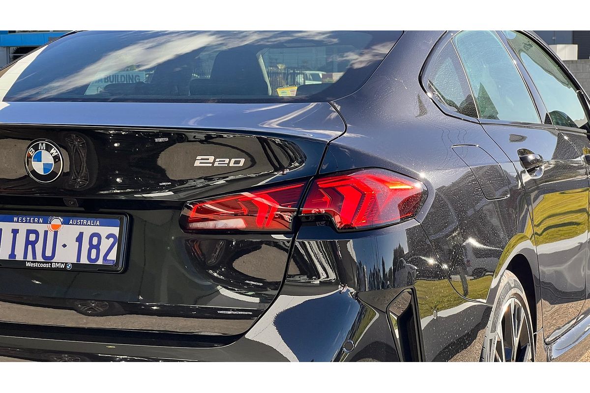2025 BMW 2 Series 220 M Sport F74