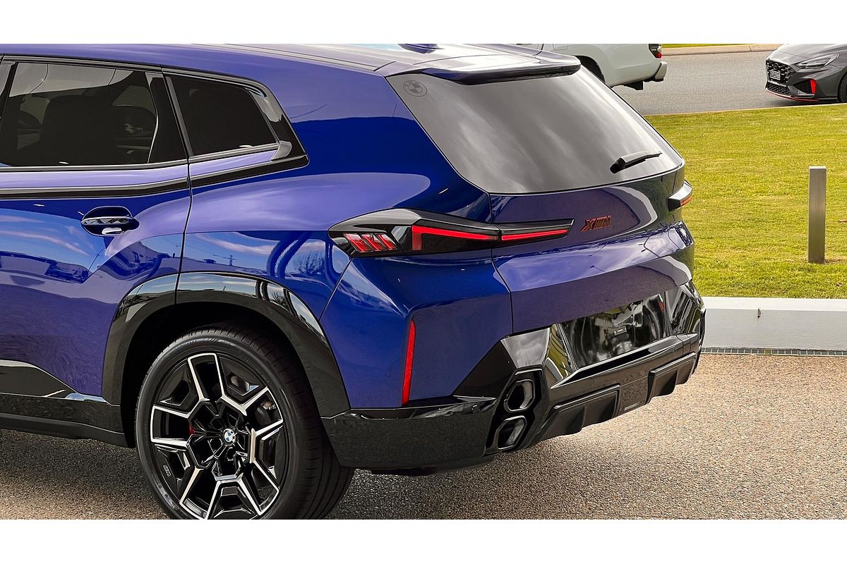 2025 BMW XM Label G09