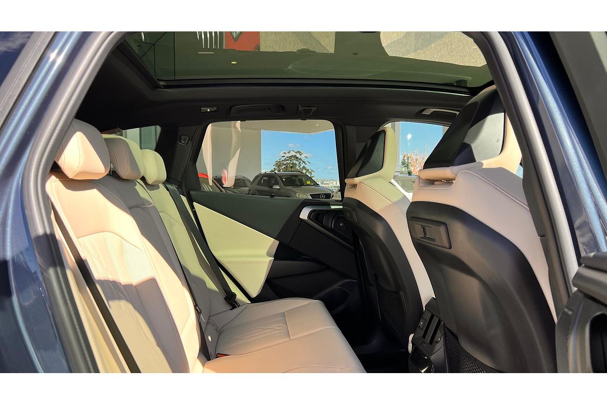 2025 BMW X3 30e xDrive G45