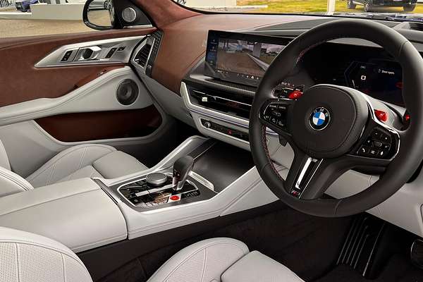 2025 BMW XM Label G09
