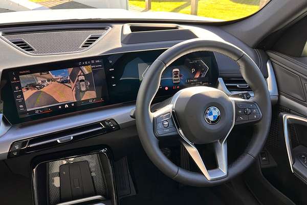 2025 BMW X1 sDrive18i U11