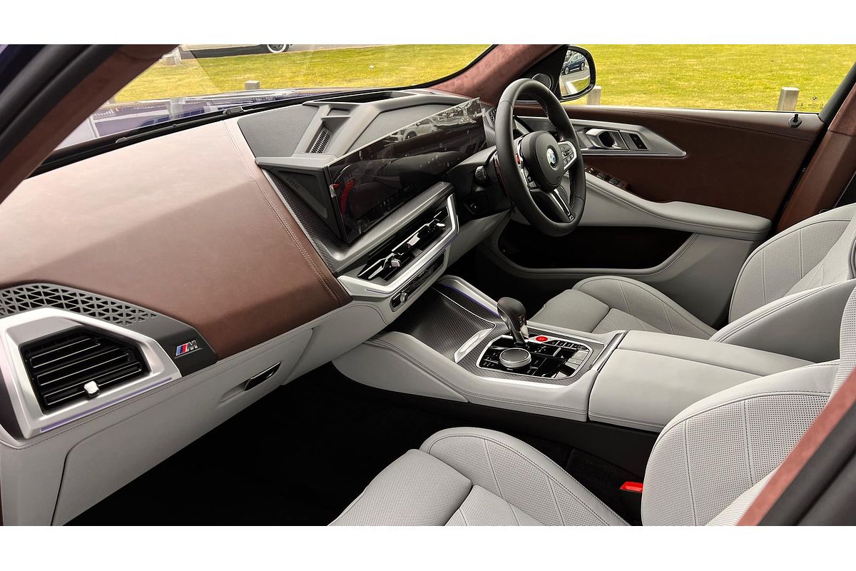 2025 BMW XM Label G09