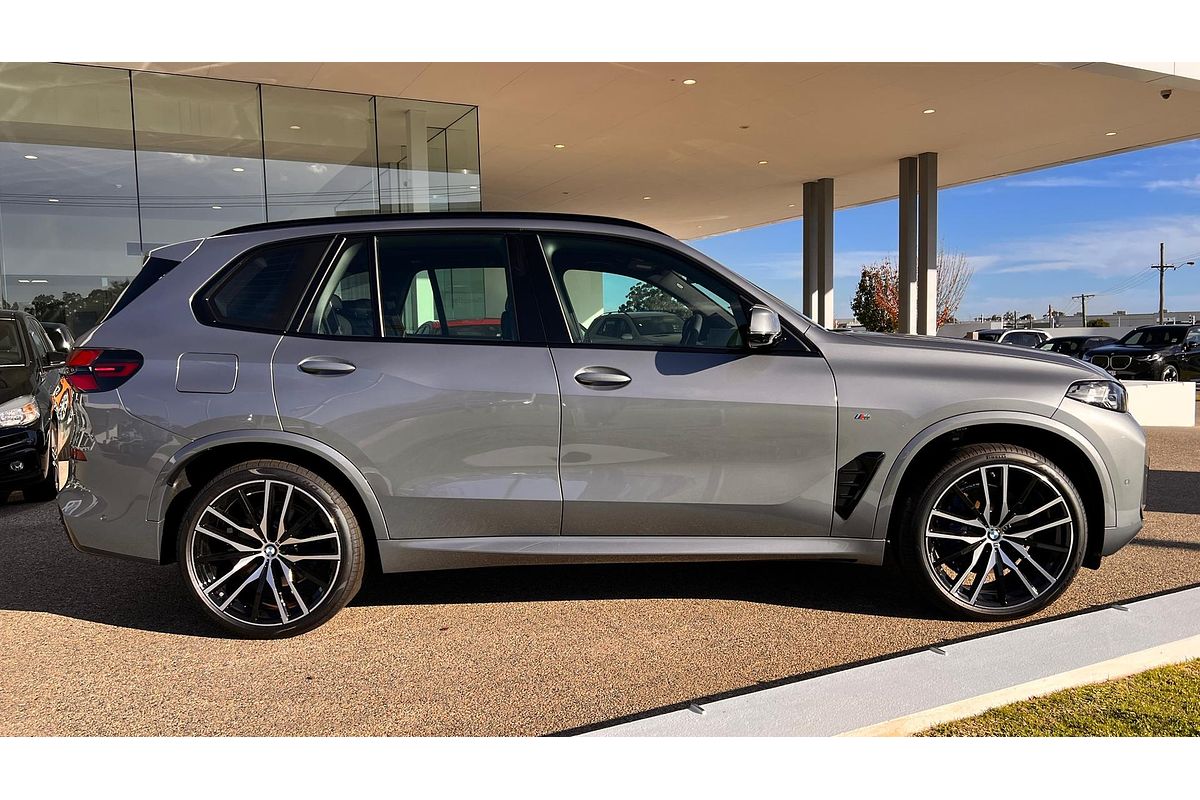 2025 BMW X5 xDrive30d M Sport G05 LCI