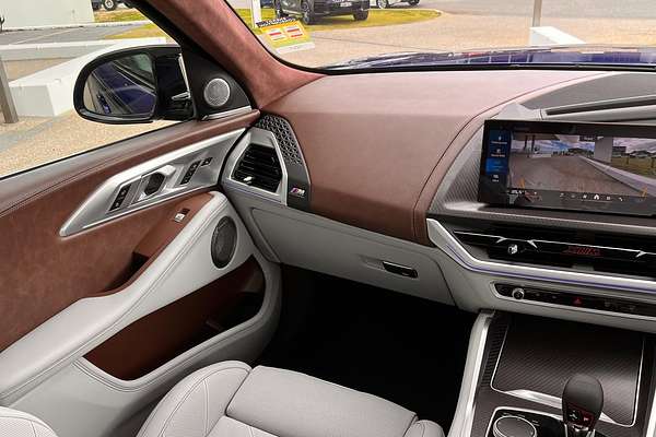 2025 BMW XM Label G09