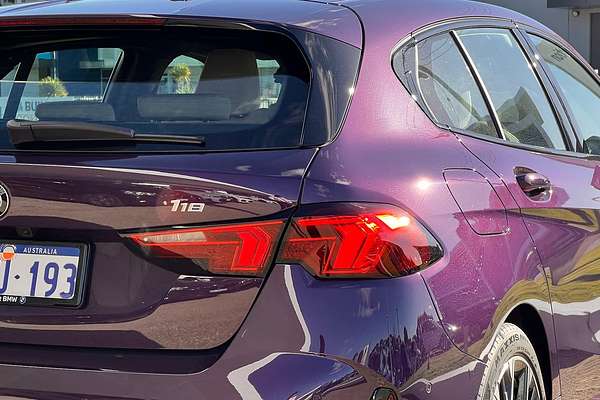 2025 BMW 1 Series 118 M Sport F70