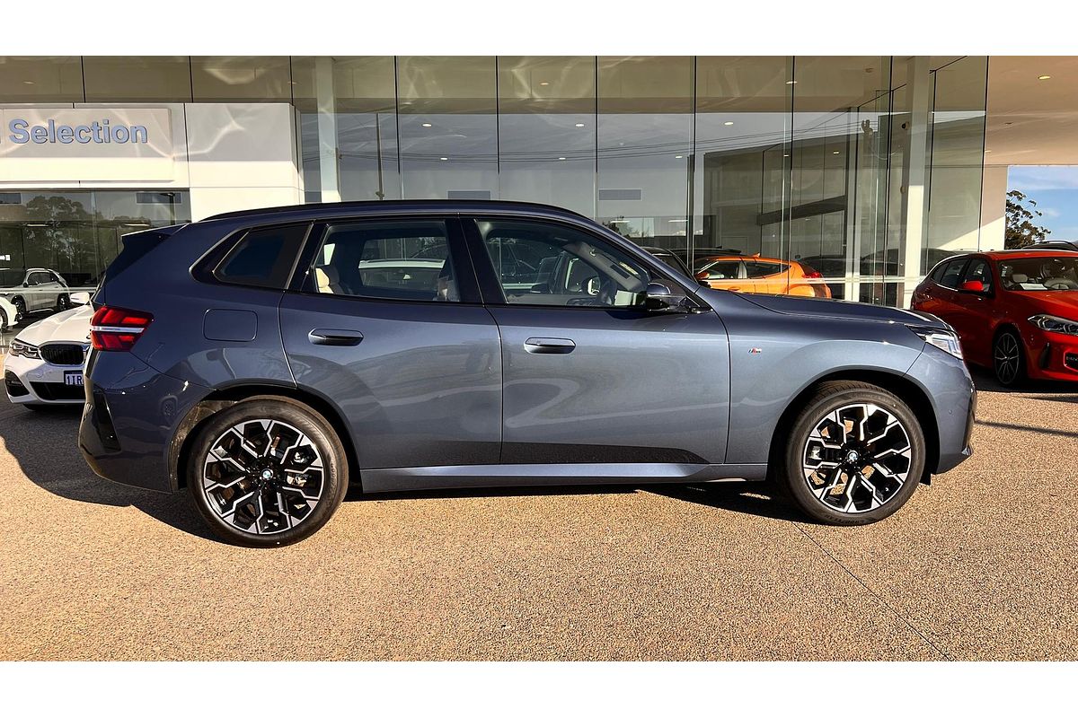 2025 BMW X3 20 xDrive G45