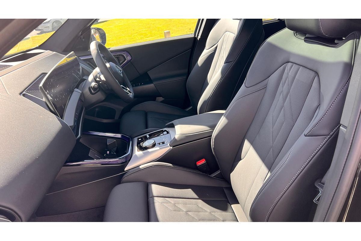 2025 BMW X3 20 xDrive G45