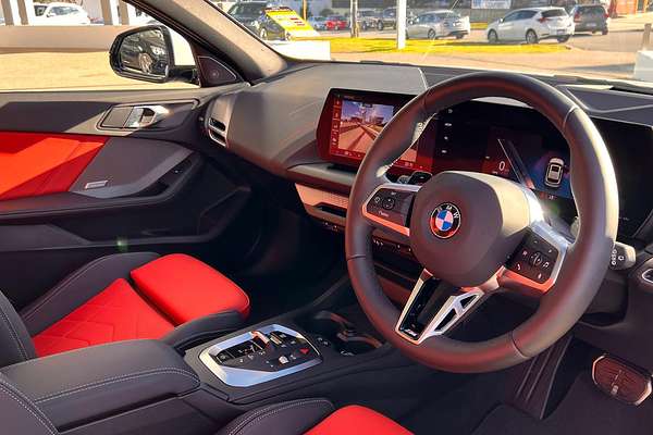 2025 BMW 1 Series 118 M Sport F70