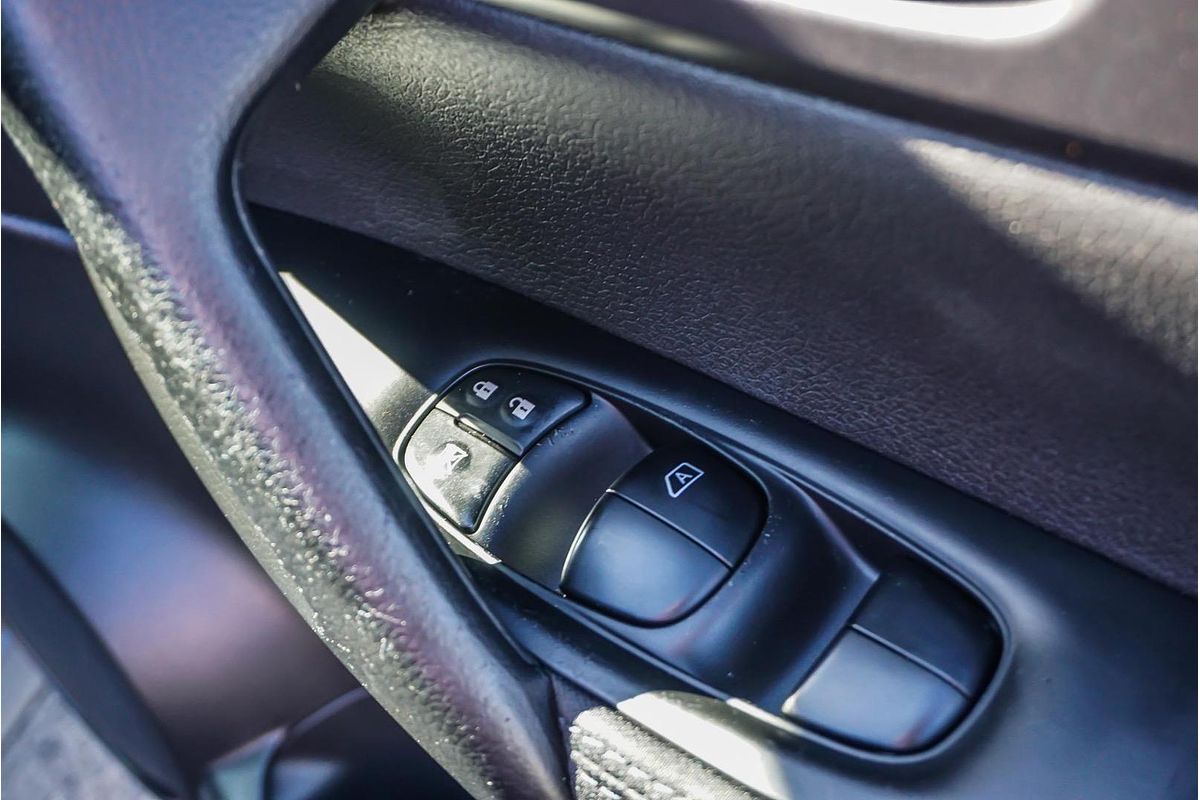 2015 Nissan QASHQAI ST J11