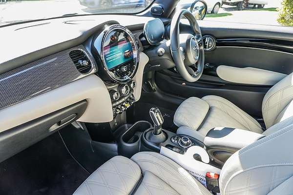 2022 MINI Hatch Cooper SE Classic F56 LCI-2