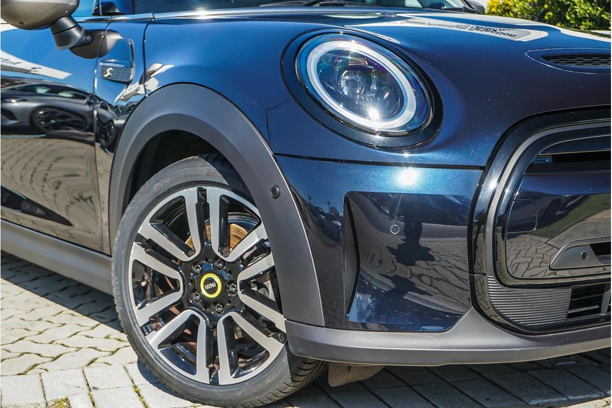 2022 MINI Hatch Cooper SE Classic F56 LCI-2