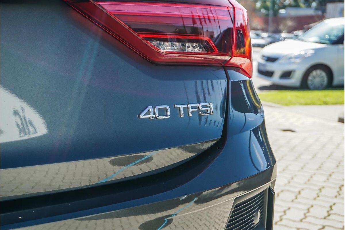 2022 Audi Q3 40 TFSI S line F3