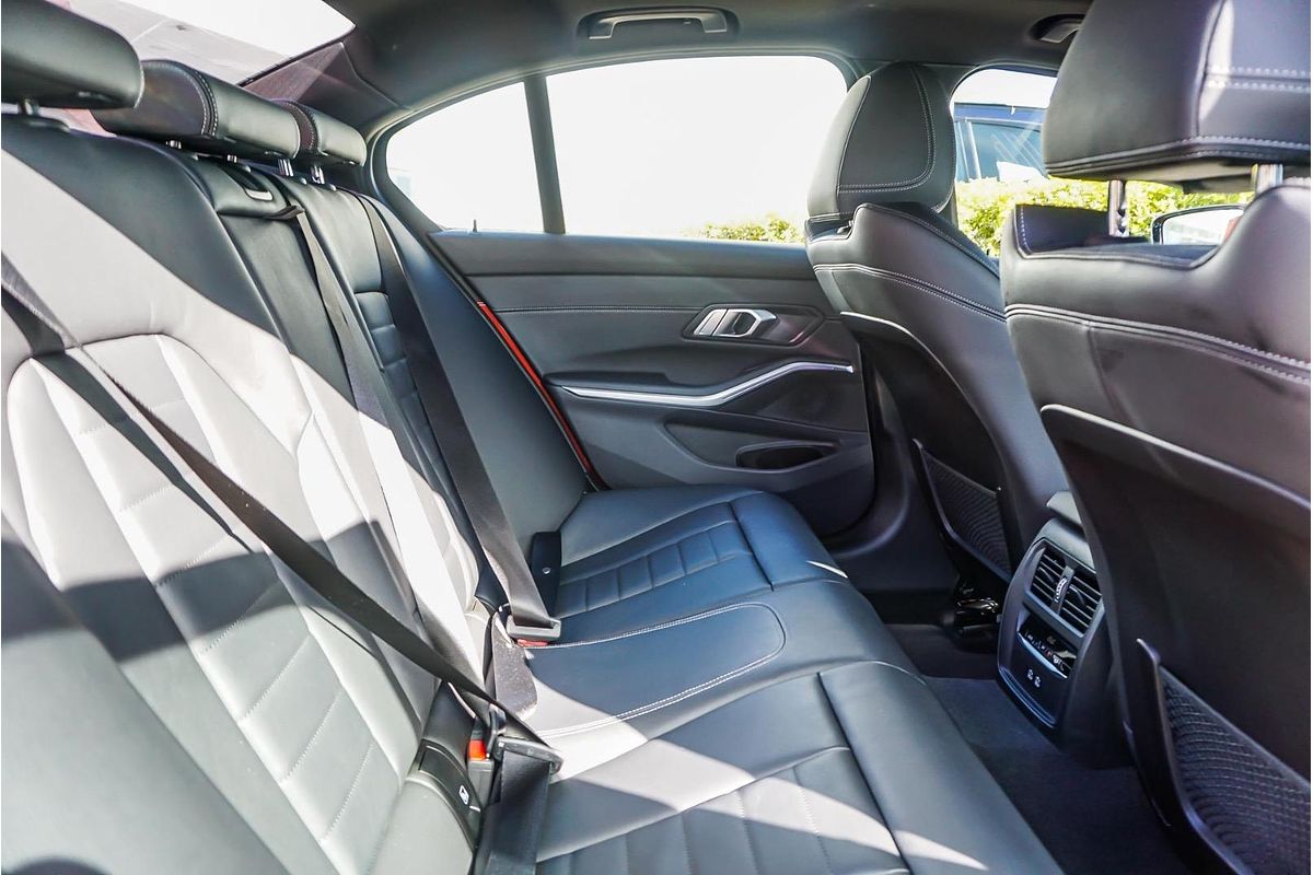 2022 BMW 3 Series 320i M Sport G20