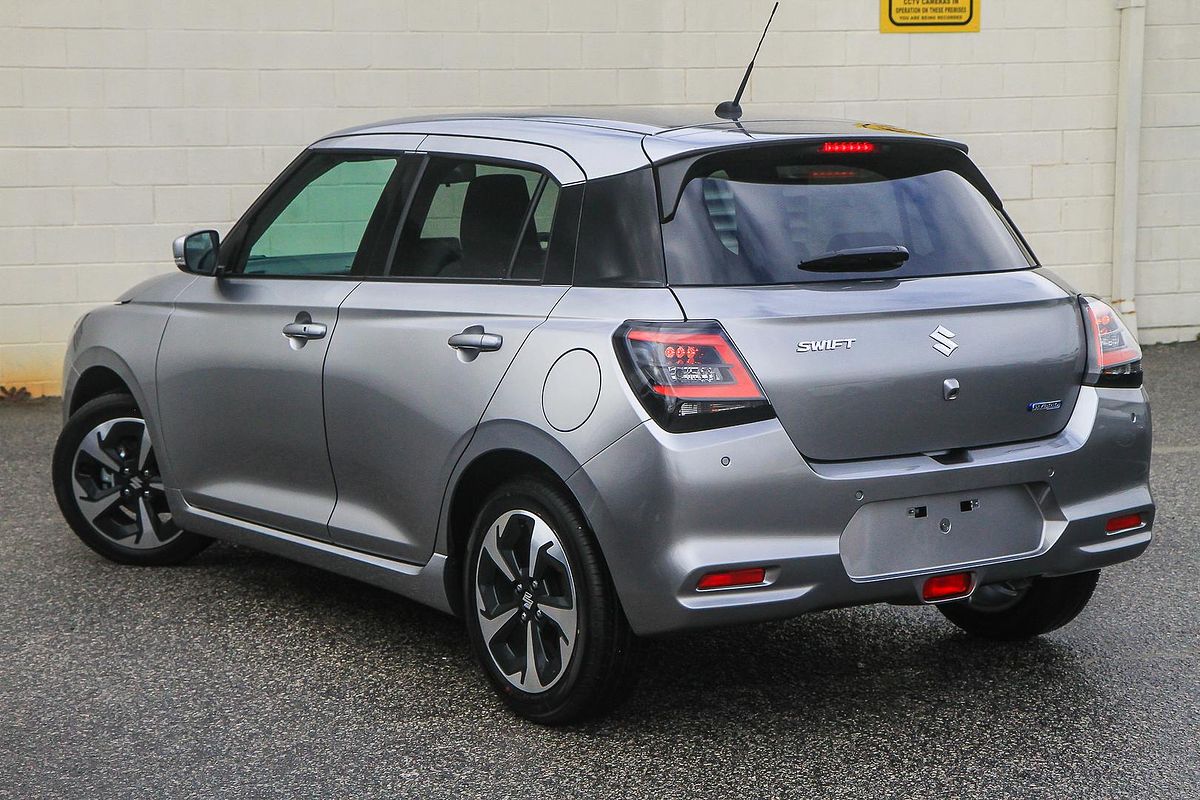2025 Suzuki Swift Hybrid GLX UZ