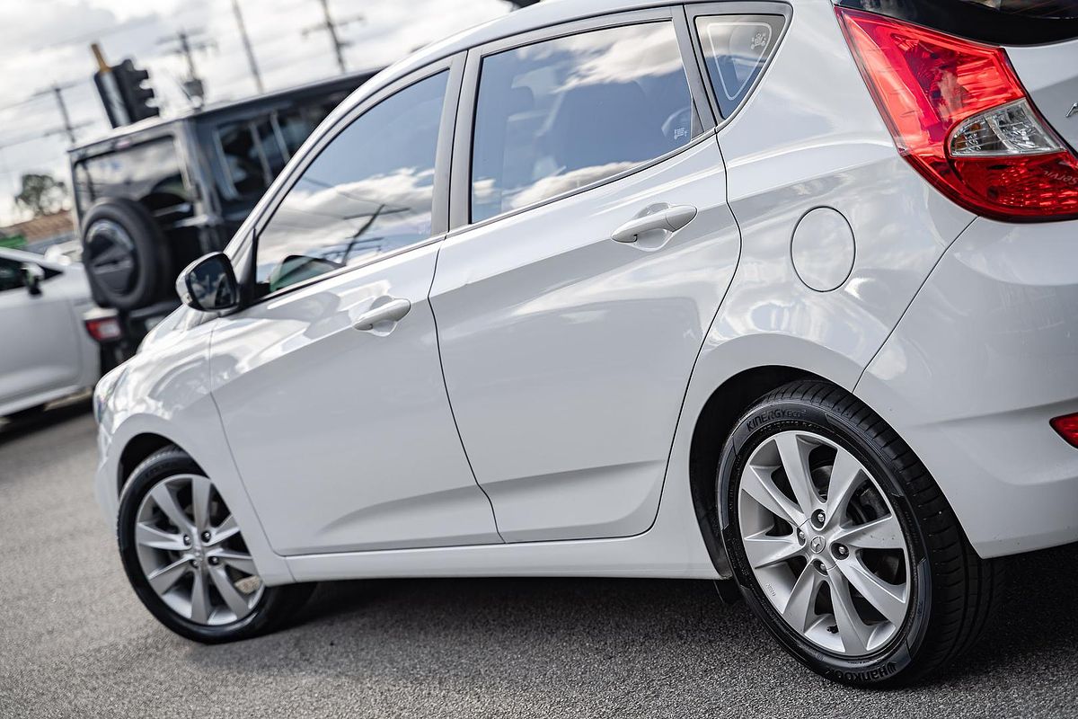 2018 Hyundai Accent Sport RB6