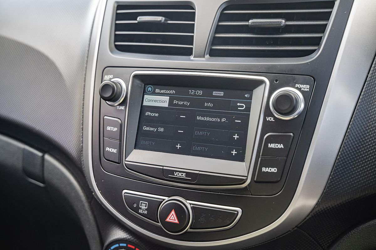 2018 Hyundai Accent Sport RB6