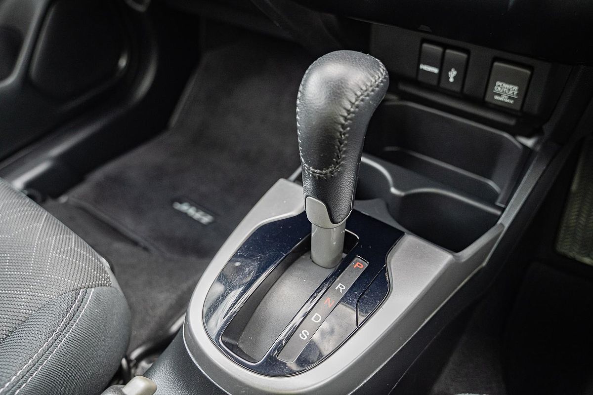 2014 Honda Jazz VTi-S GF
