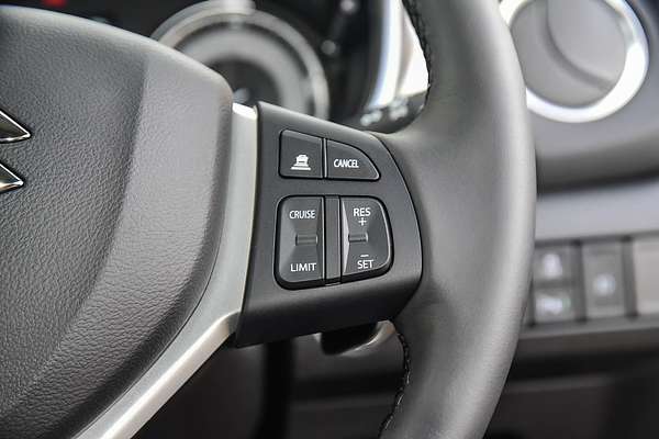 2024 Suzuki Vitara Turbo Shadow LY Series II