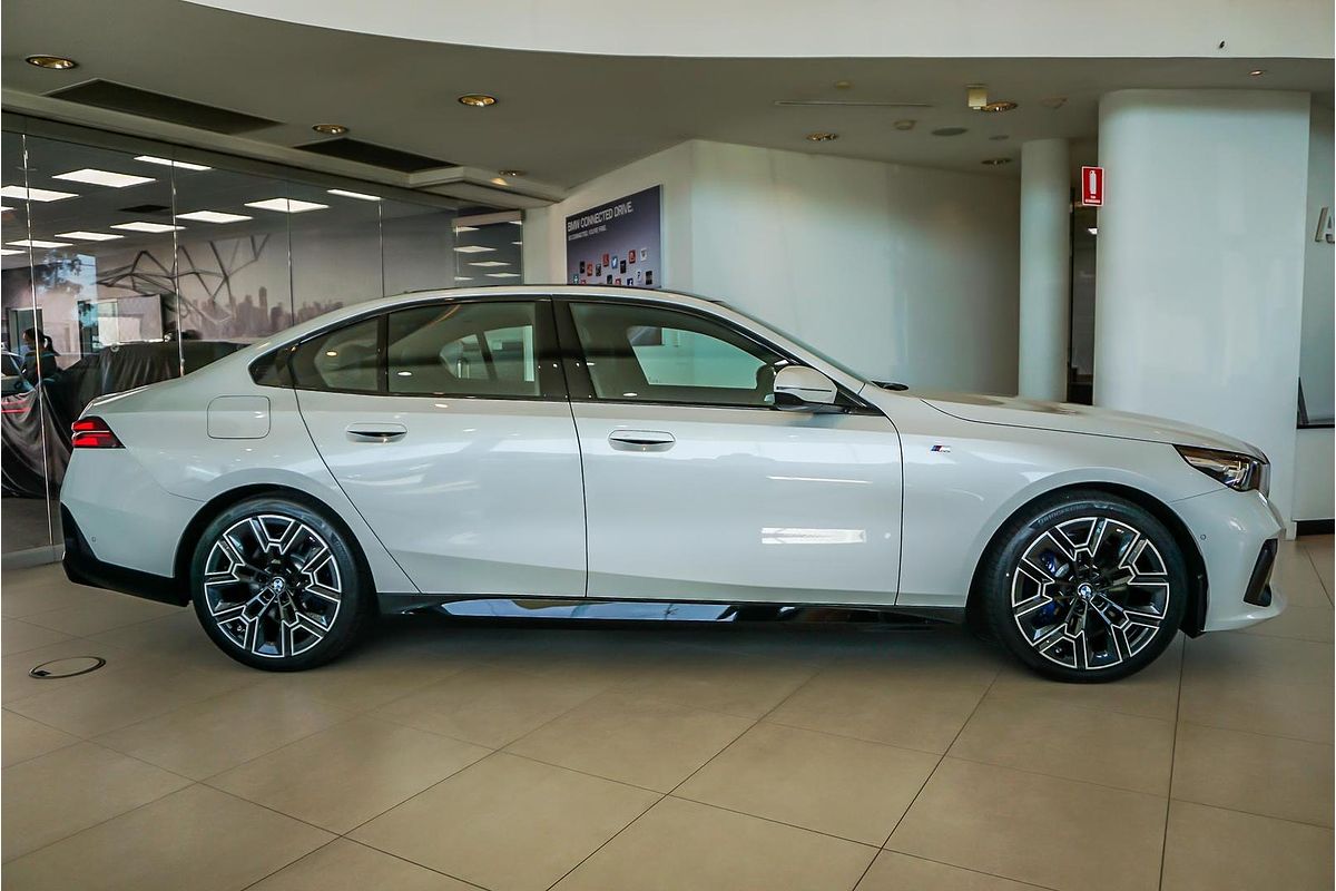 2024 BMW 5 Series 540d xDrive G60