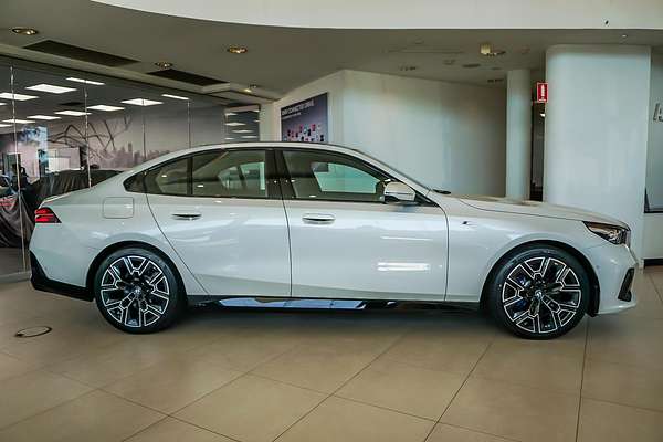 2024 BMW 5 Series 540d xDrive G60