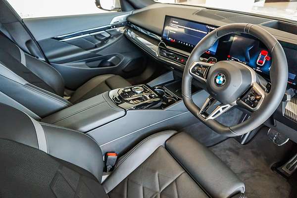 2024 BMW 5 Series 540d xDrive G60