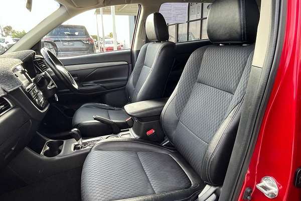 2014 Mitsubishi Outlander LS ZJ