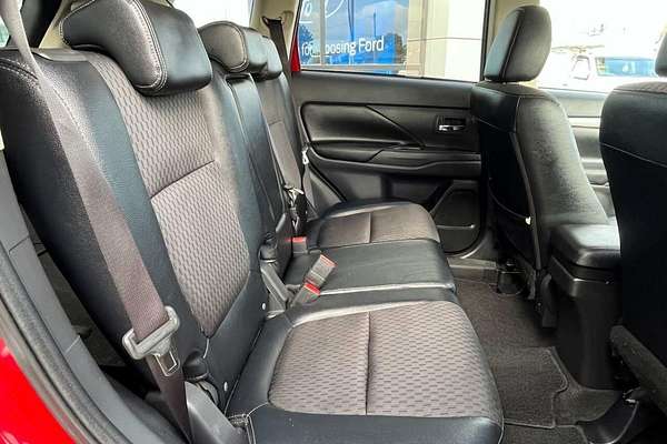2014 Mitsubishi Outlander LS ZJ