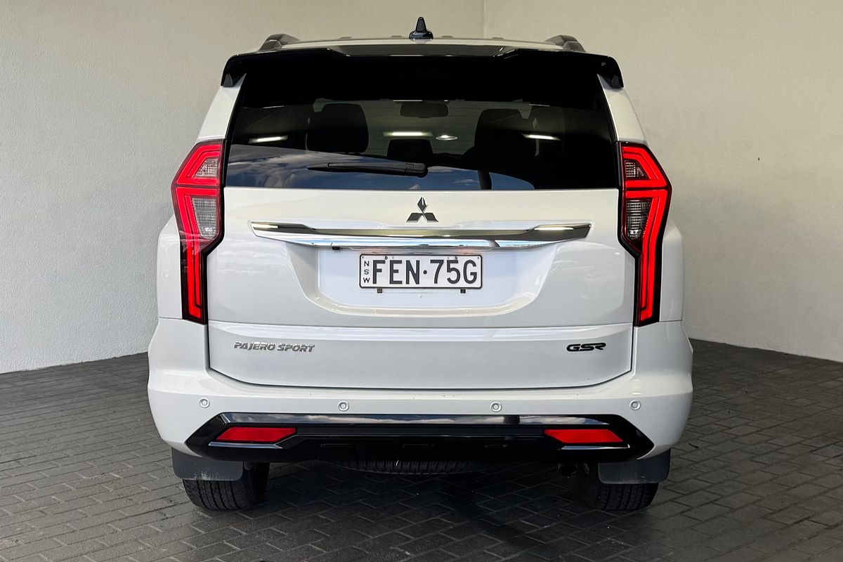 2023 Mitsubishi Pajero Sport GSR QF