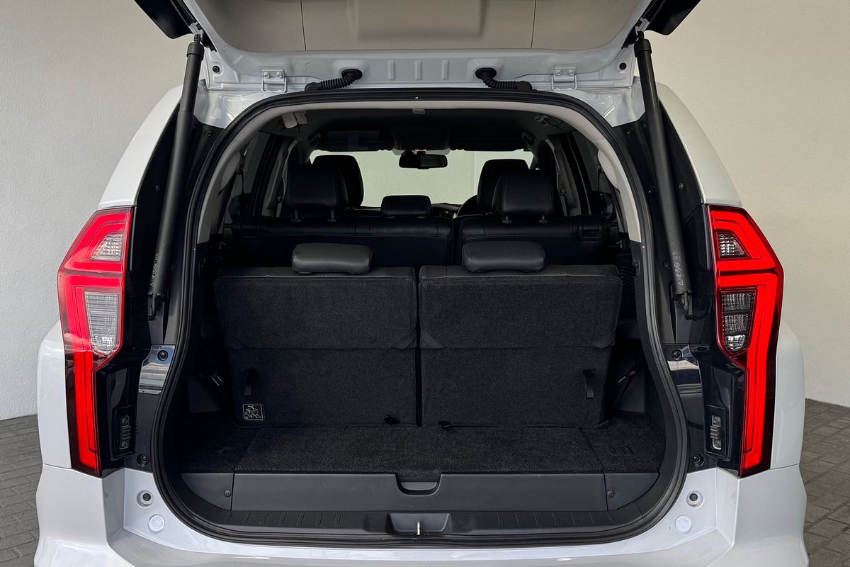 2023 Mitsubishi Pajero Sport GSR QF