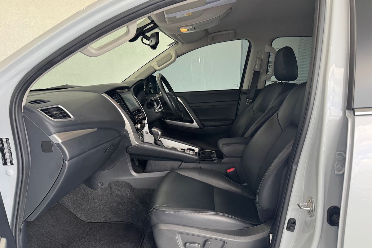 2023 Mitsubishi Pajero Sport GSR QF