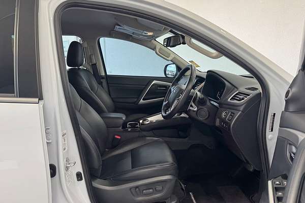 2023 Mitsubishi Pajero Sport GSR QF