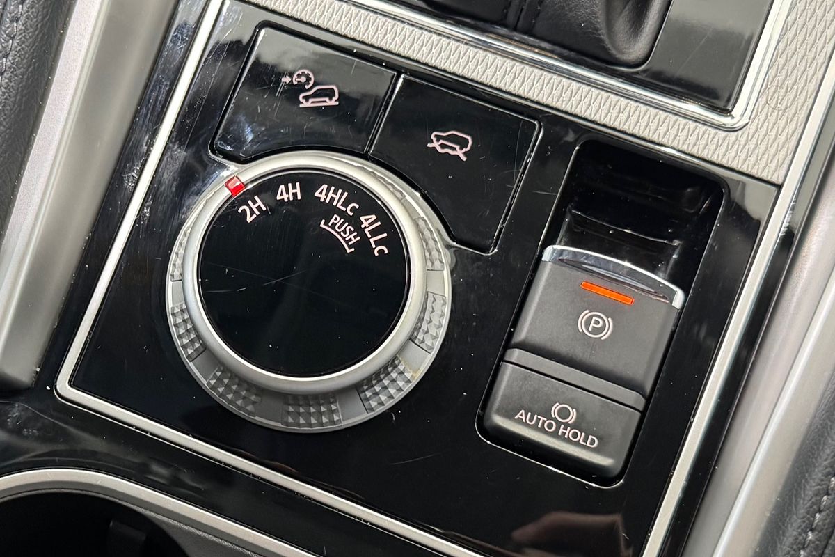 2023 Mitsubishi Pajero Sport GSR QF