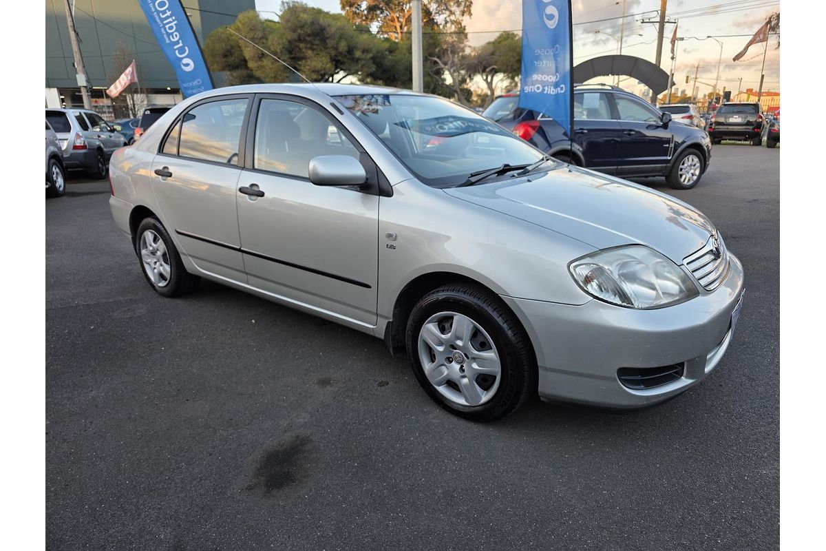 2004 Toyota Corolla Ascent ZZE122R