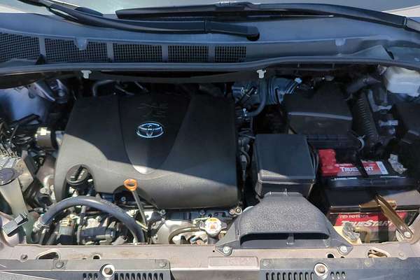 2019 Toyota SIENNA LE
