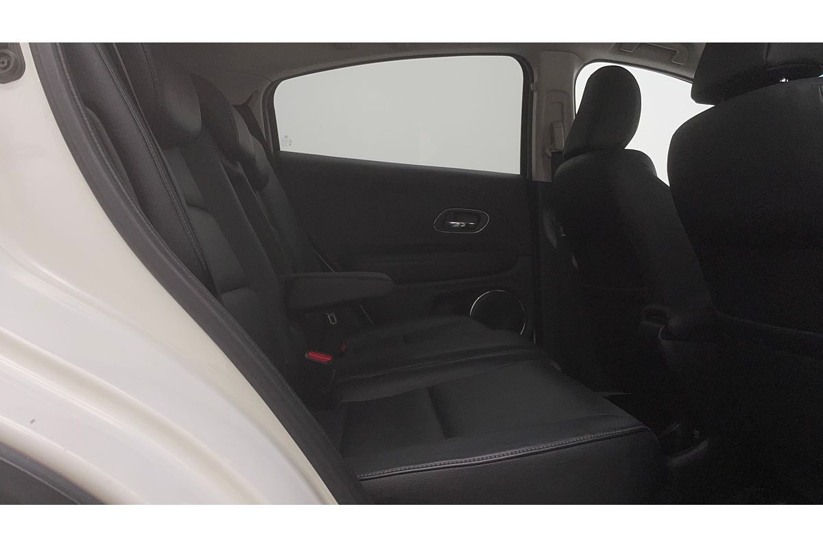 2015 Honda HR-V VTi-L