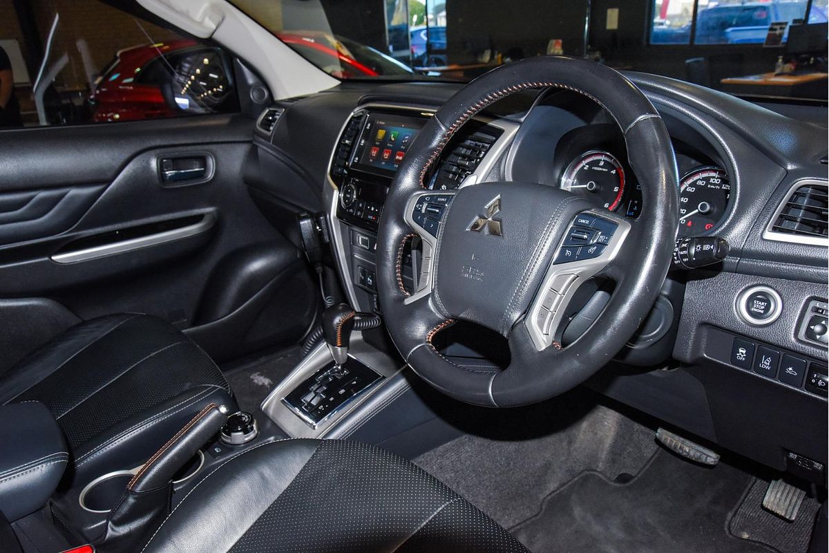 2020 Mitsubishi Triton GSR MR 4X4