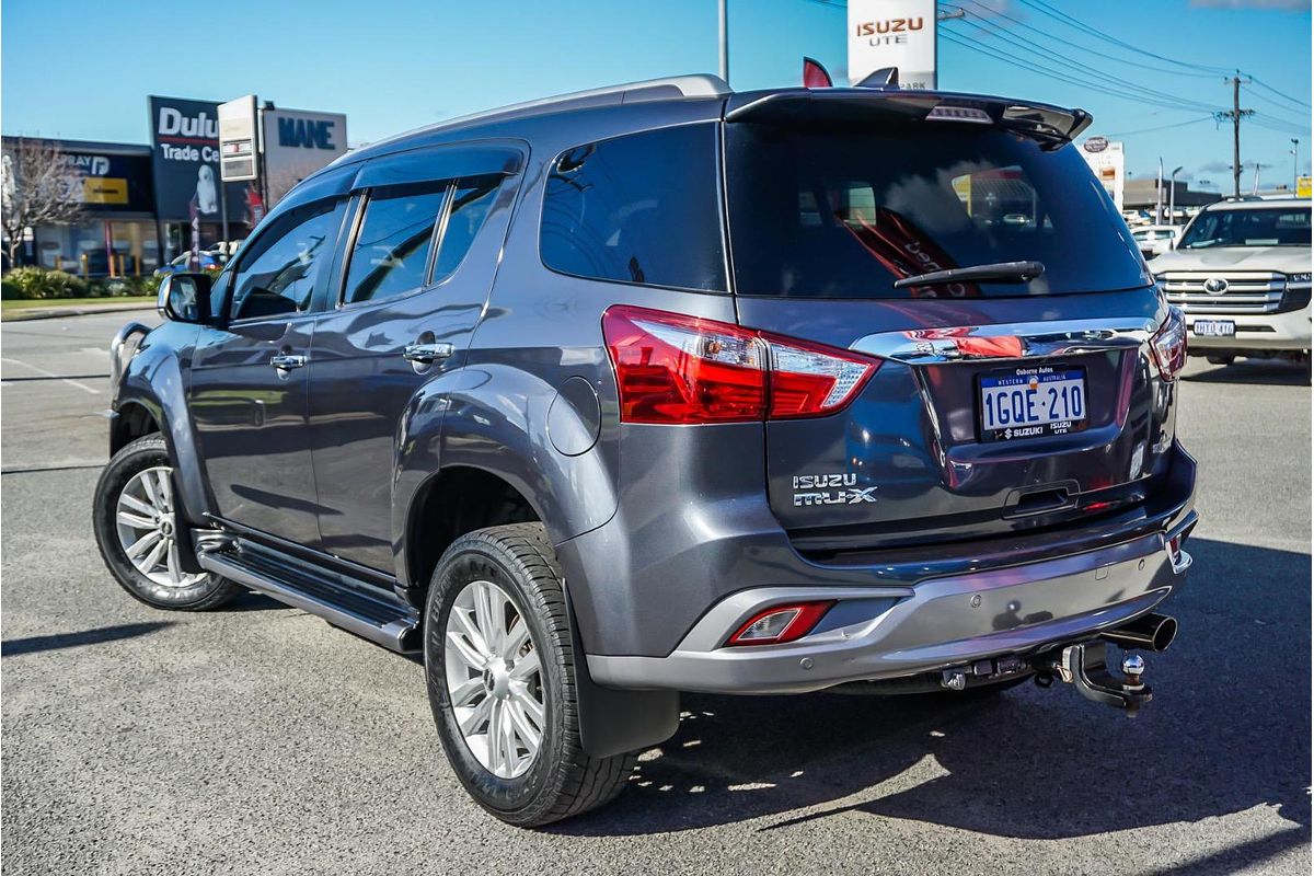 2018 Isuzu MU-X LS-T