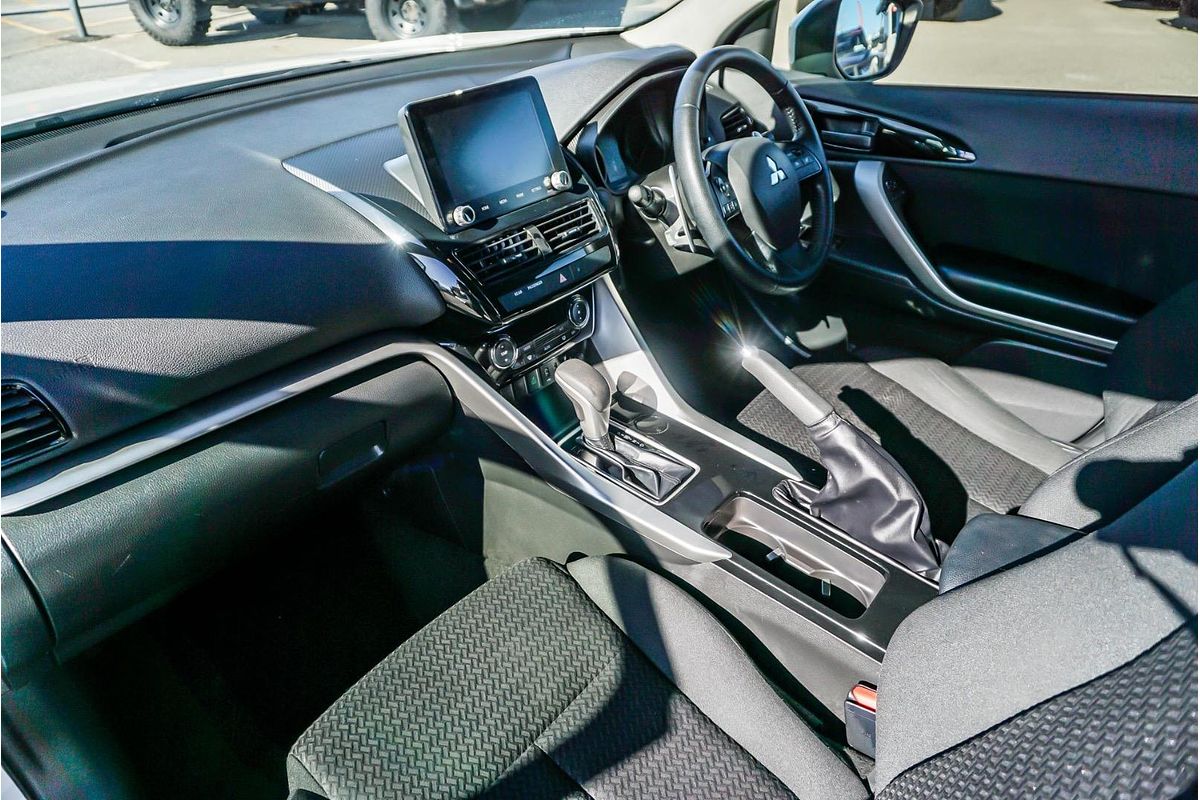 2022 Mitsubishi Eclipse Cross ES YB