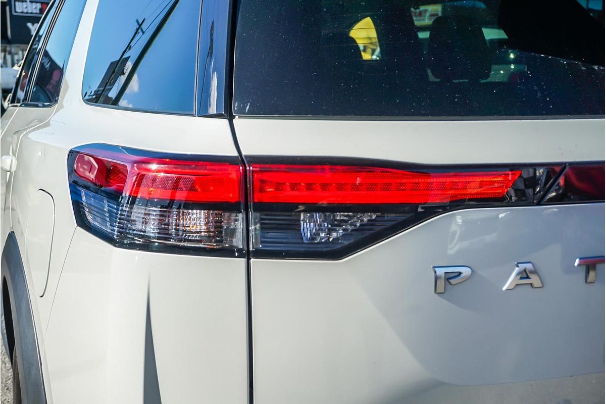 2022 Nissan Pathfinder Ti R53
