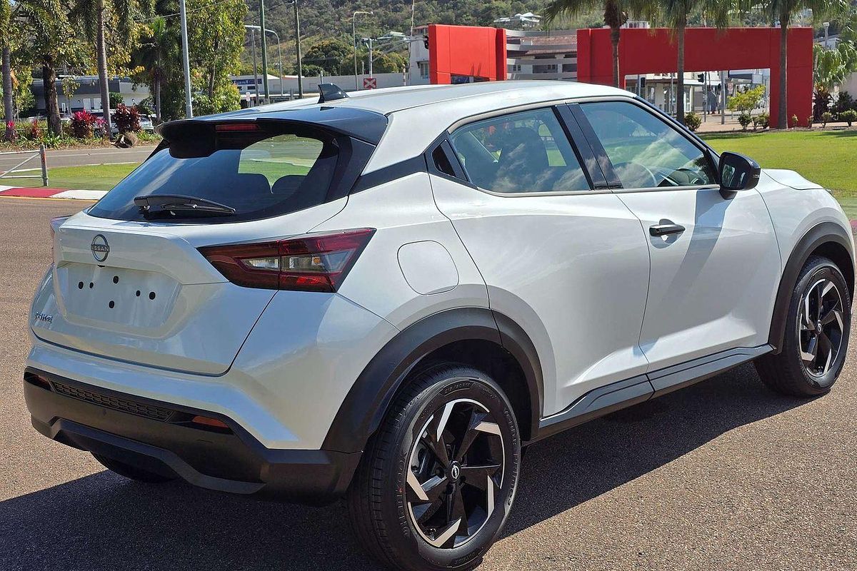 2024 Nissan JUKE ST+ F16