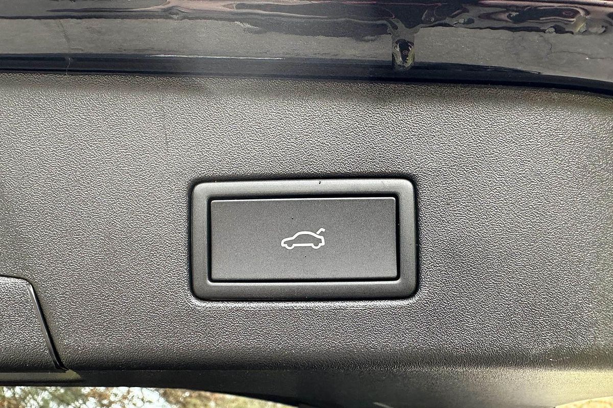 2025 Volkswagen ID.4 Pro E2