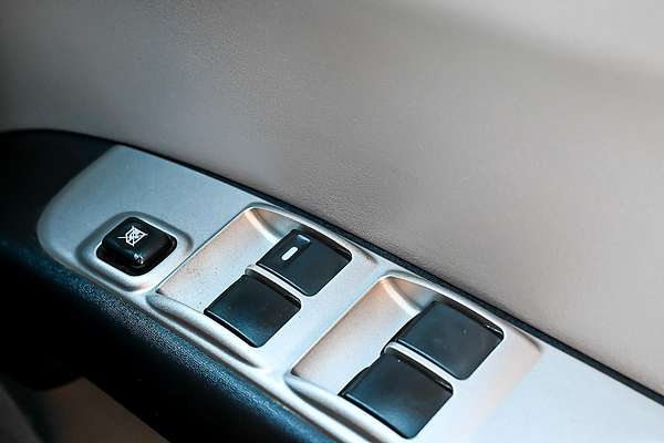 2013 Mitsubishi Triton GLX-R MN 4X4