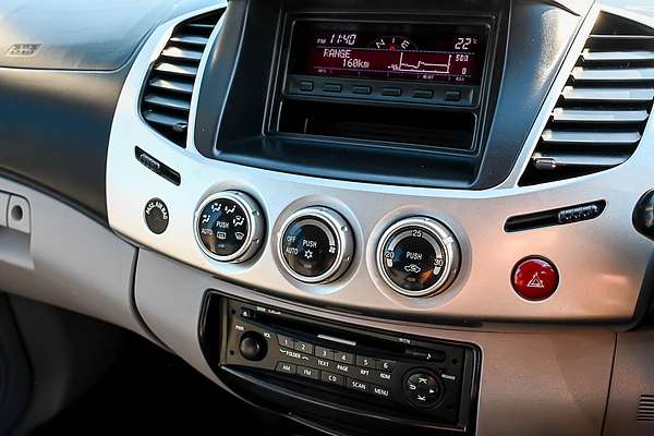 2013 Mitsubishi Triton GLX-R MN 4X4