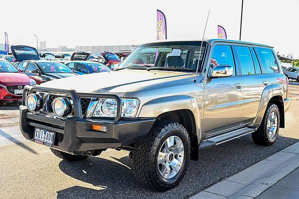 2010 Nissan Patrol ST GU 7