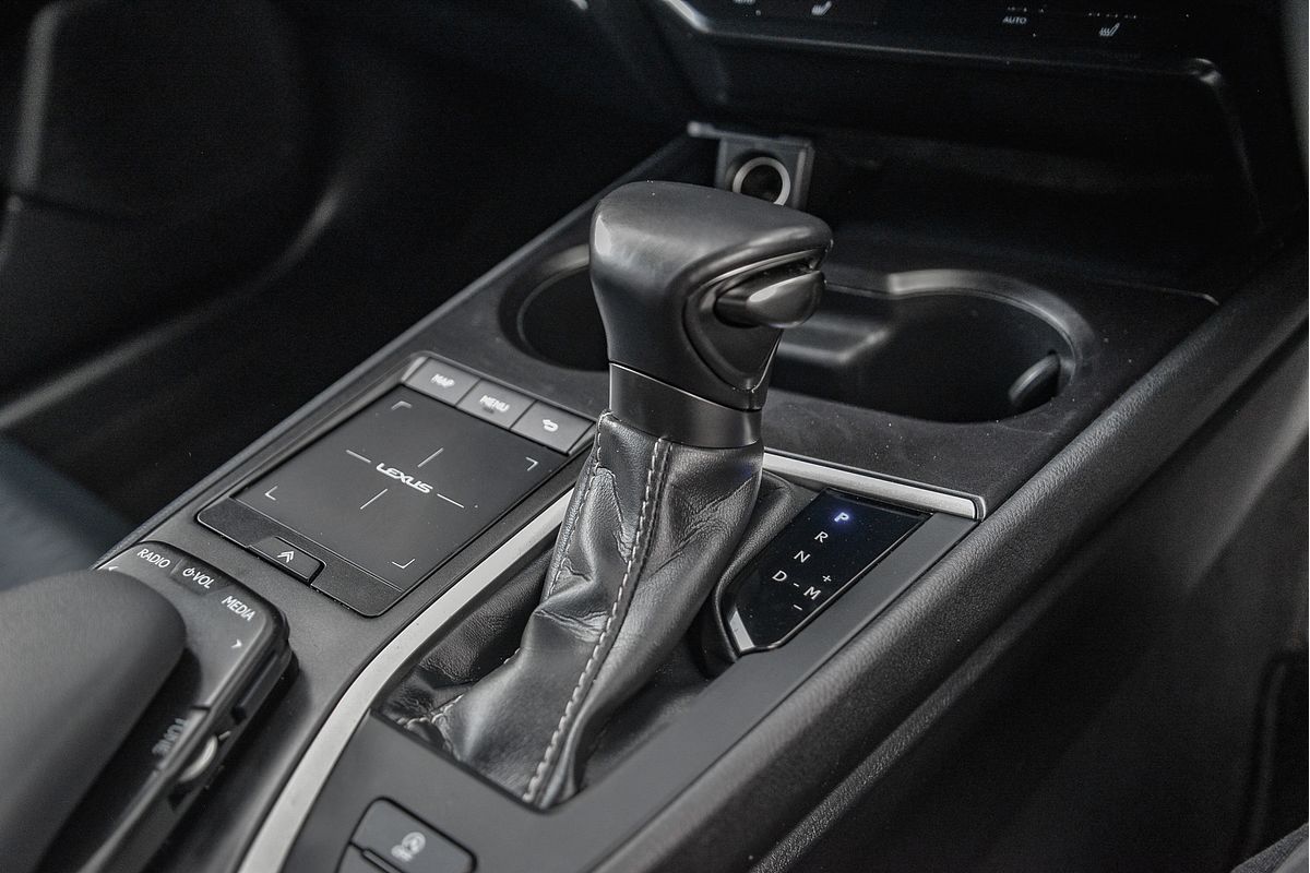 2022 Lexus UX UX200 Luxury MZAA10R
