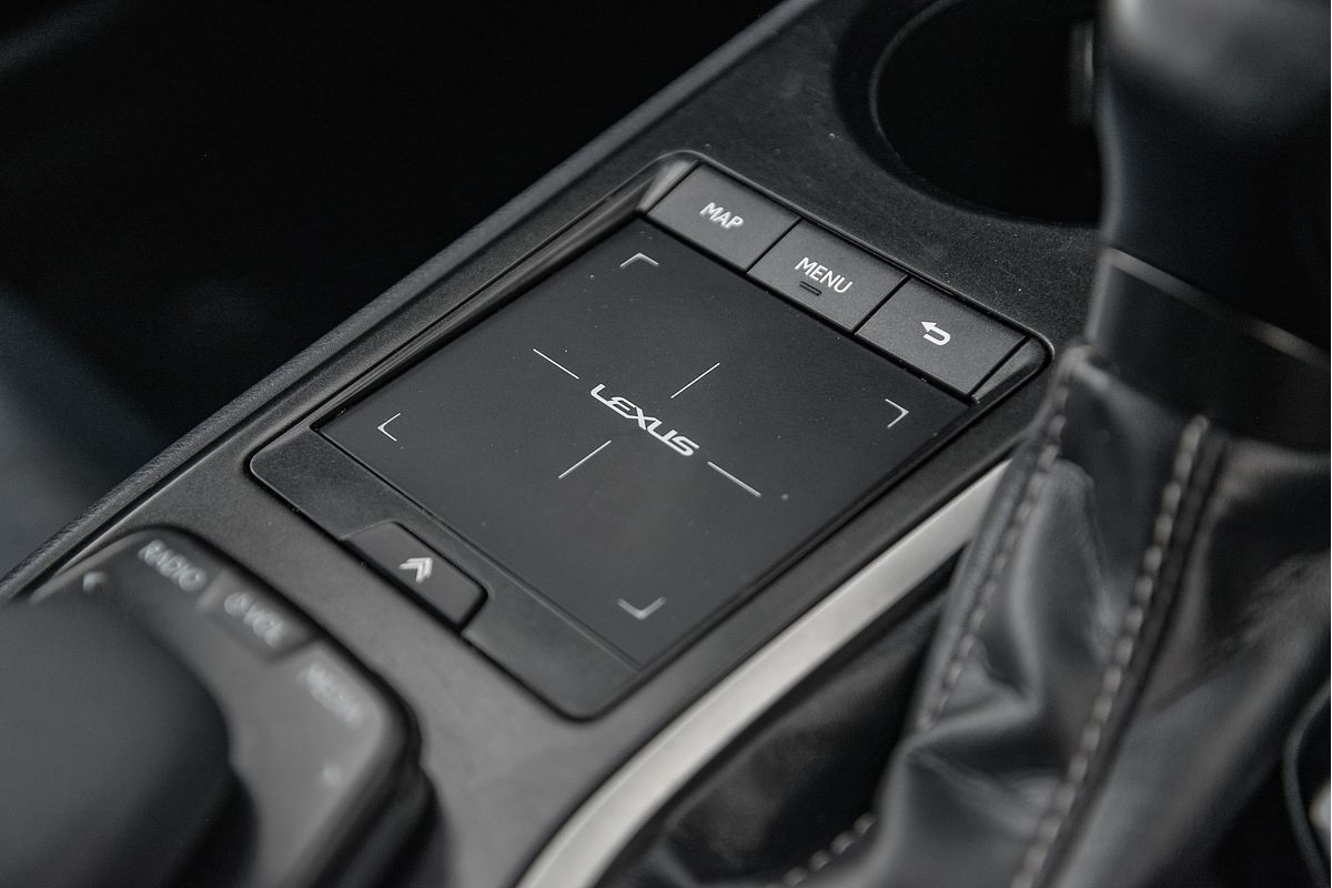2022 Lexus UX UX200 Luxury MZAA10R