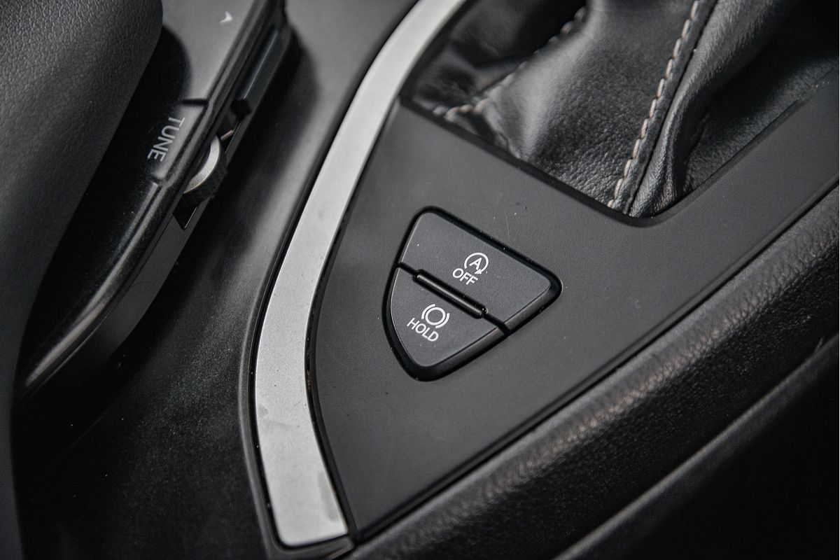 2022 Lexus UX UX200 Luxury MZAA10R