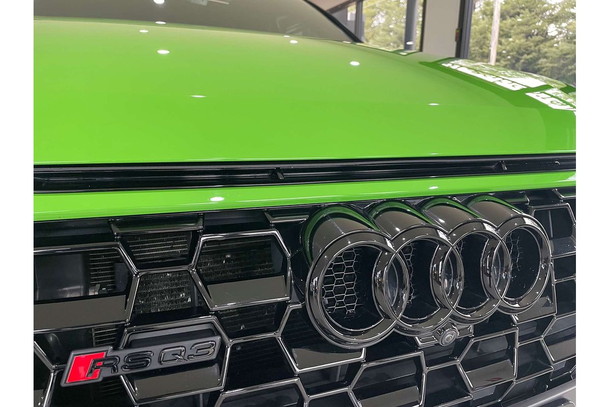 2020 Audi RS Q3  F3