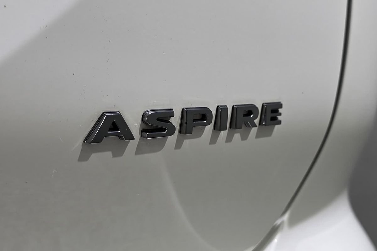 2022 Mitsubishi Outlander Aspire ZM