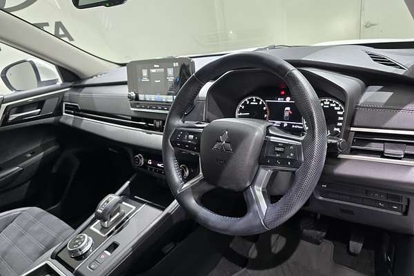 2022 Mitsubishi Outlander Aspire ZM